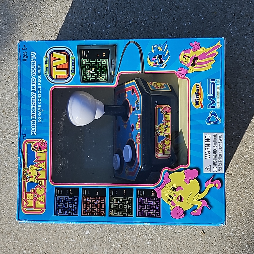 NWOT Ms. Pac Man Plug & Play TV Game